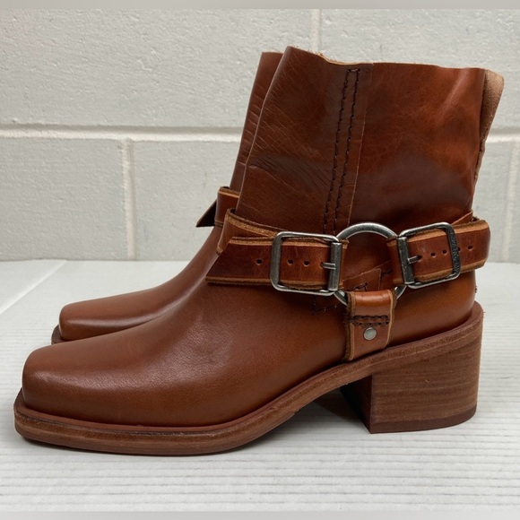 NWOB Free People We The Free Briggs Crop Rider Leather Harness Ankle Boots Brown - Picture 1 of 6